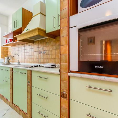 Apartment Mirjana Pula Bagian luar foto